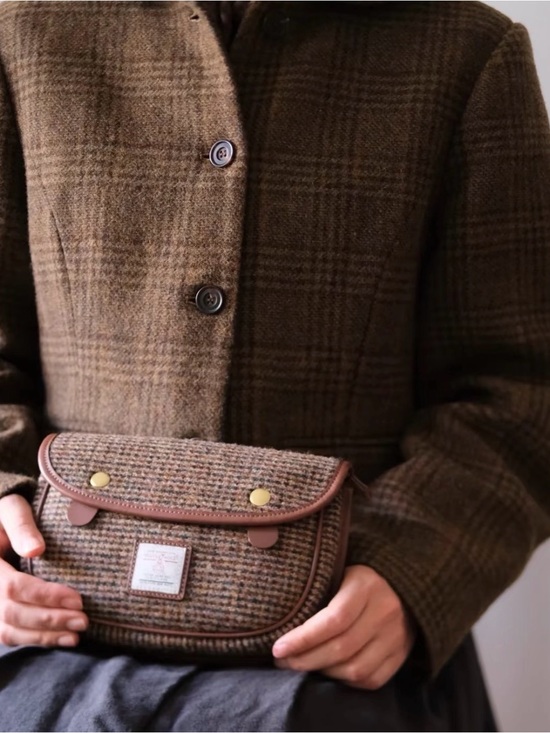 Harris Tweed Handbags - NWT Harris Tweed Women’s Crossbody Bag